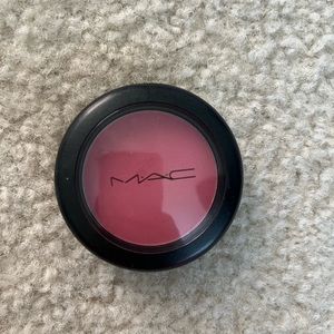MAC whole lotta love blush